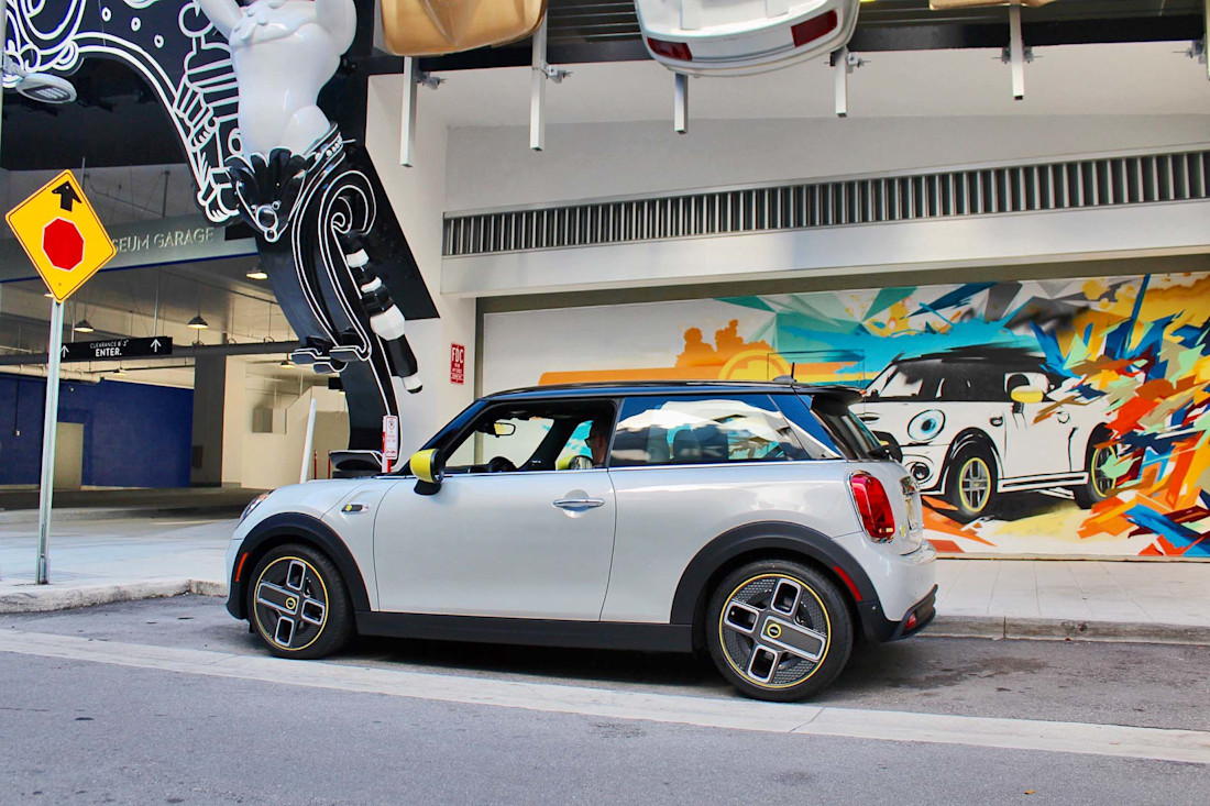 Editorial 2020 mini cooper 3 door se 06 pb