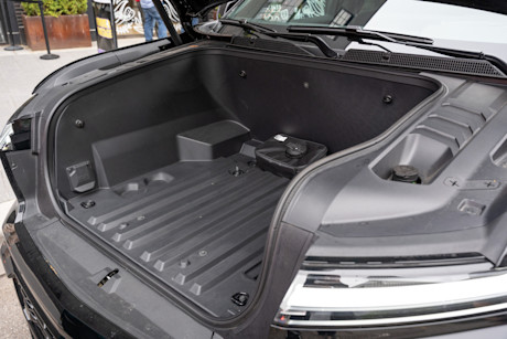 Editorial 2024 chevrolet silverado ev jw 8
