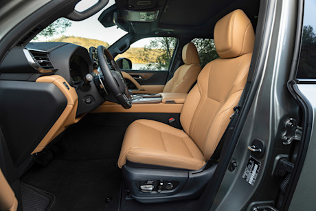 Lexus LX 700h 2025 : essai routier Image