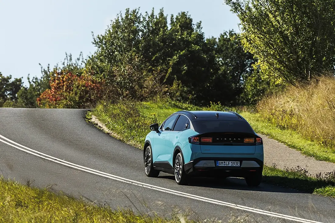 BEBE20251106 Nissan Leaf 07