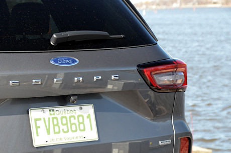 Ford Escape hybride rechargeable 2024 : essai routier Image