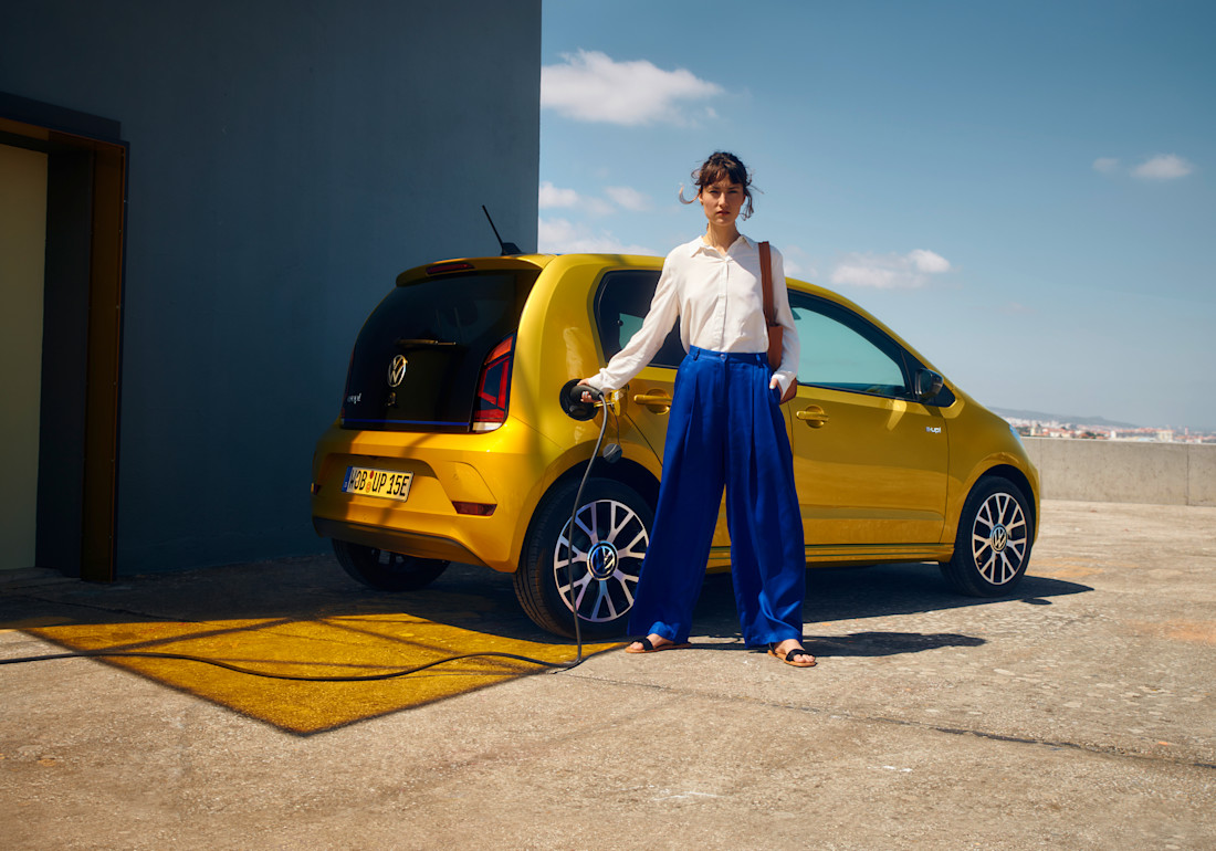 DB2019AL01817_large