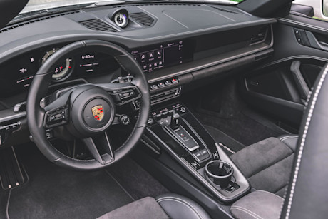 Editorial 2022 porsche 911 targa gts 06 porsche