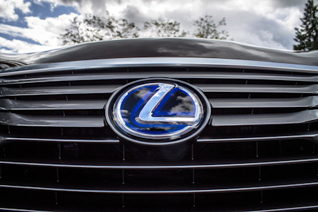 Editorial 2016 lexus rx 450h bm 03