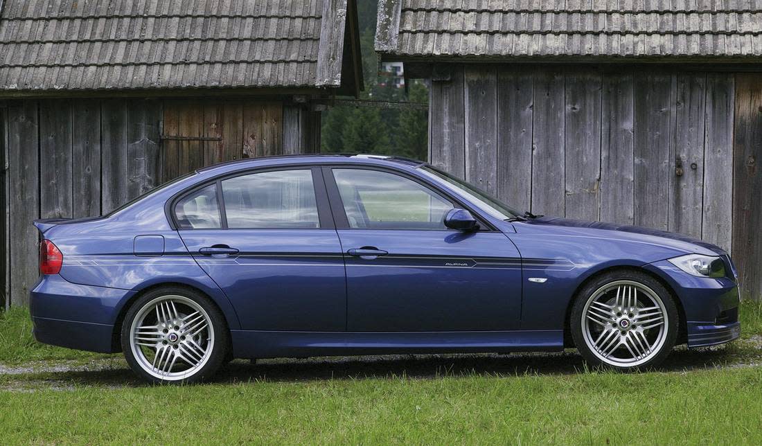 3kz1uBldlEFMwBIwuodBbG-4167a437f9be47475d58b58814dda99e-alpina-d3-side-1100