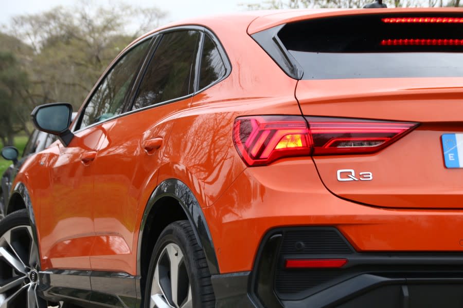 compa-q3-sportback-mini-countryman-30.jpg