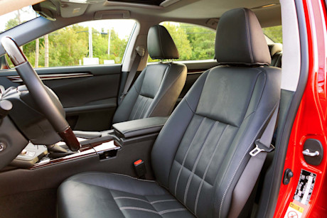 Editorial 2017 lexus es 300h 11 ew