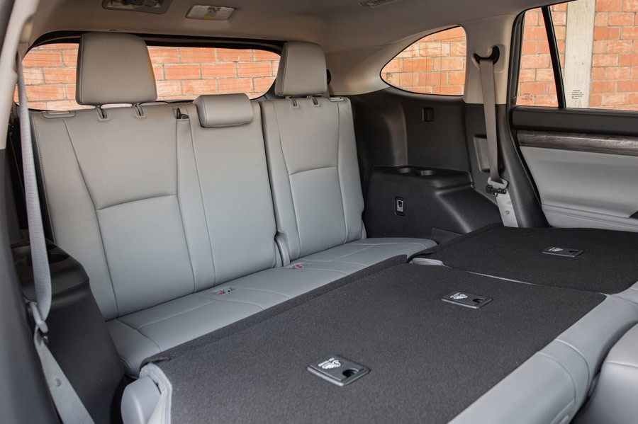 toyota highlander (10).jpg