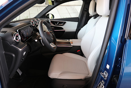 2025 Mercedes-Benz GLC 350e Review Body Image