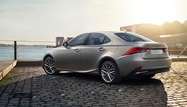 Lexus IS 300h