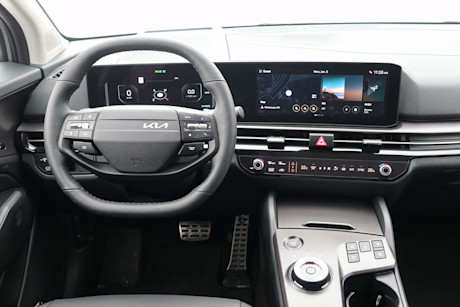 2026 Kia Sportage PHEV Review Body Image