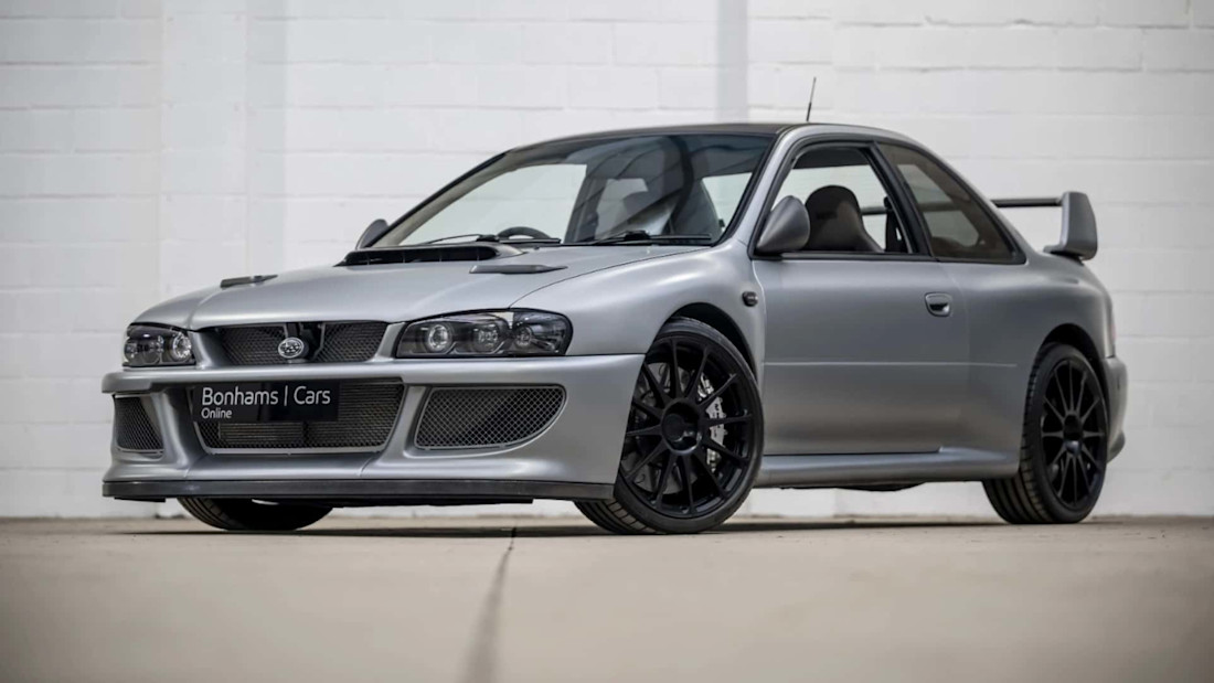 prodrive-p25-restomod-subaru-impreza-22b (2).jpg