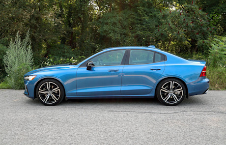 Editorial 2021 volvo v60 t5 awd r design 06 jm