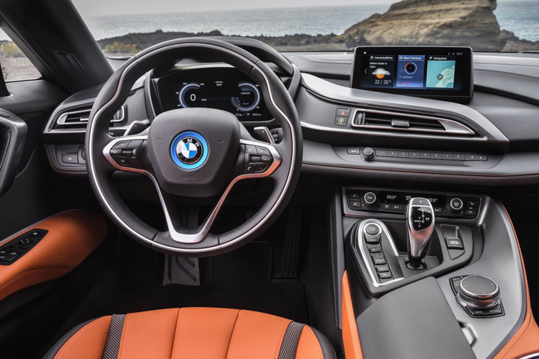 BMW-i8_Roadster-2019-1600-8f.jpg