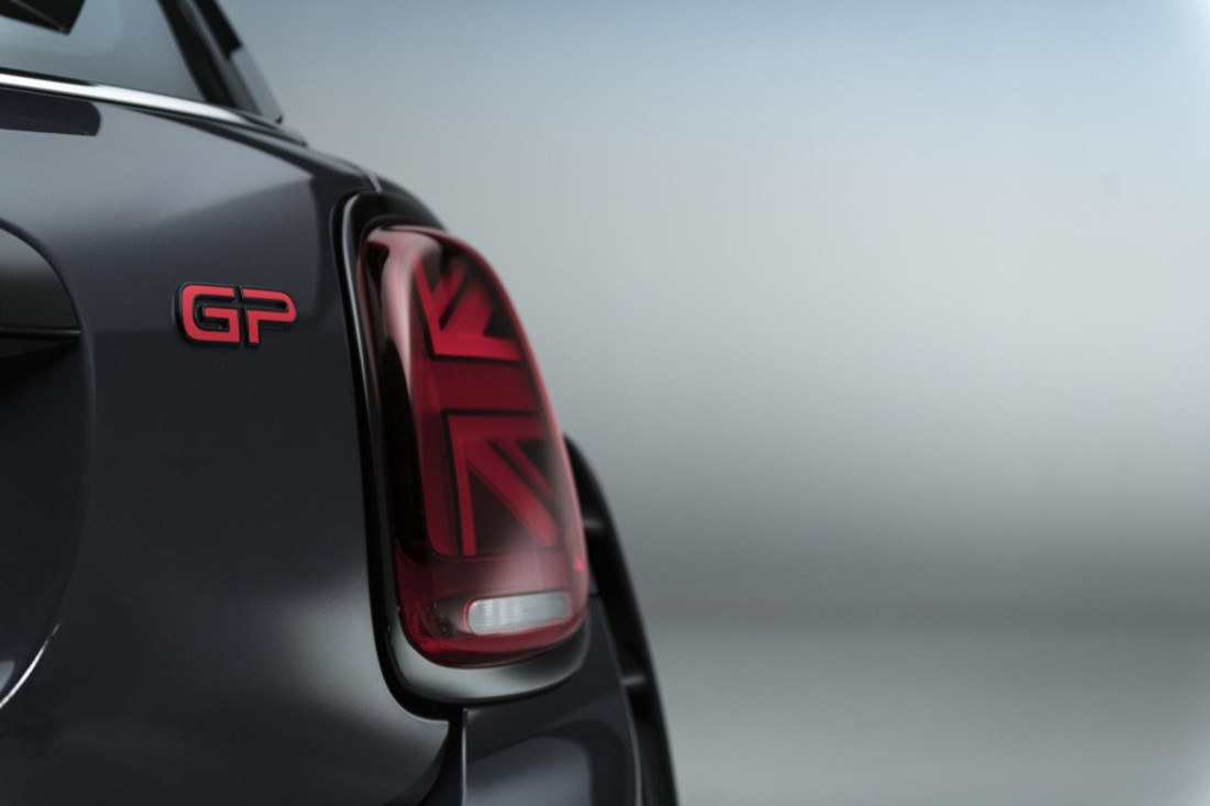 mini-jcw-gp (2).jpg