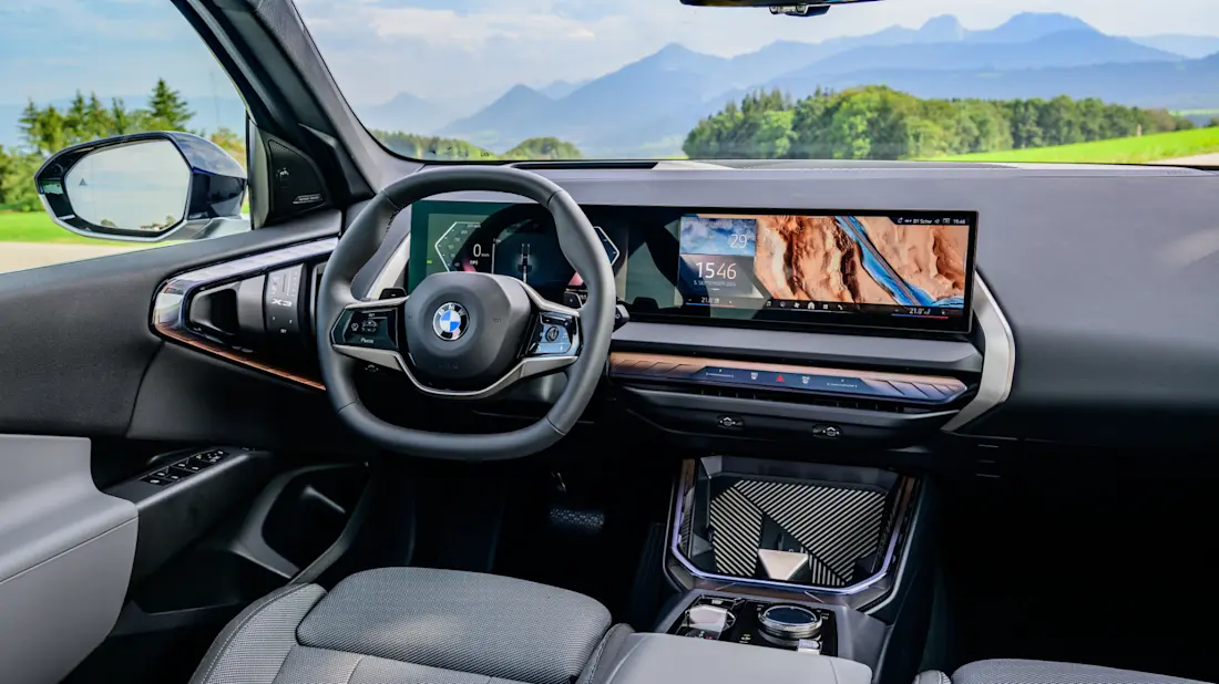 BMW X3 interior 20 xdrive 5