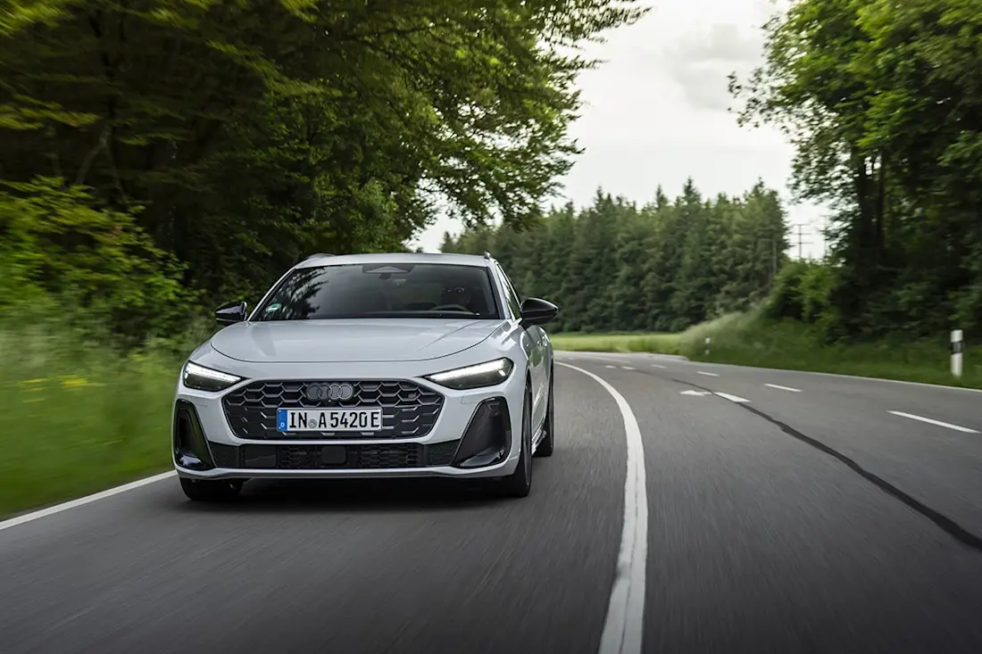 BEBE20251113 Audi A5 Avant e-hybrid 05