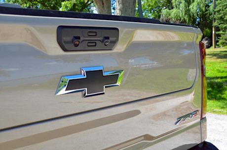 Chevrolet Silverado ZR2 2022 : essai routier Image