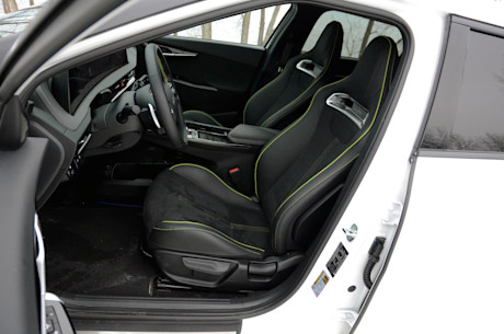 Kia EV6 GT 2023 : essai routier Body Image