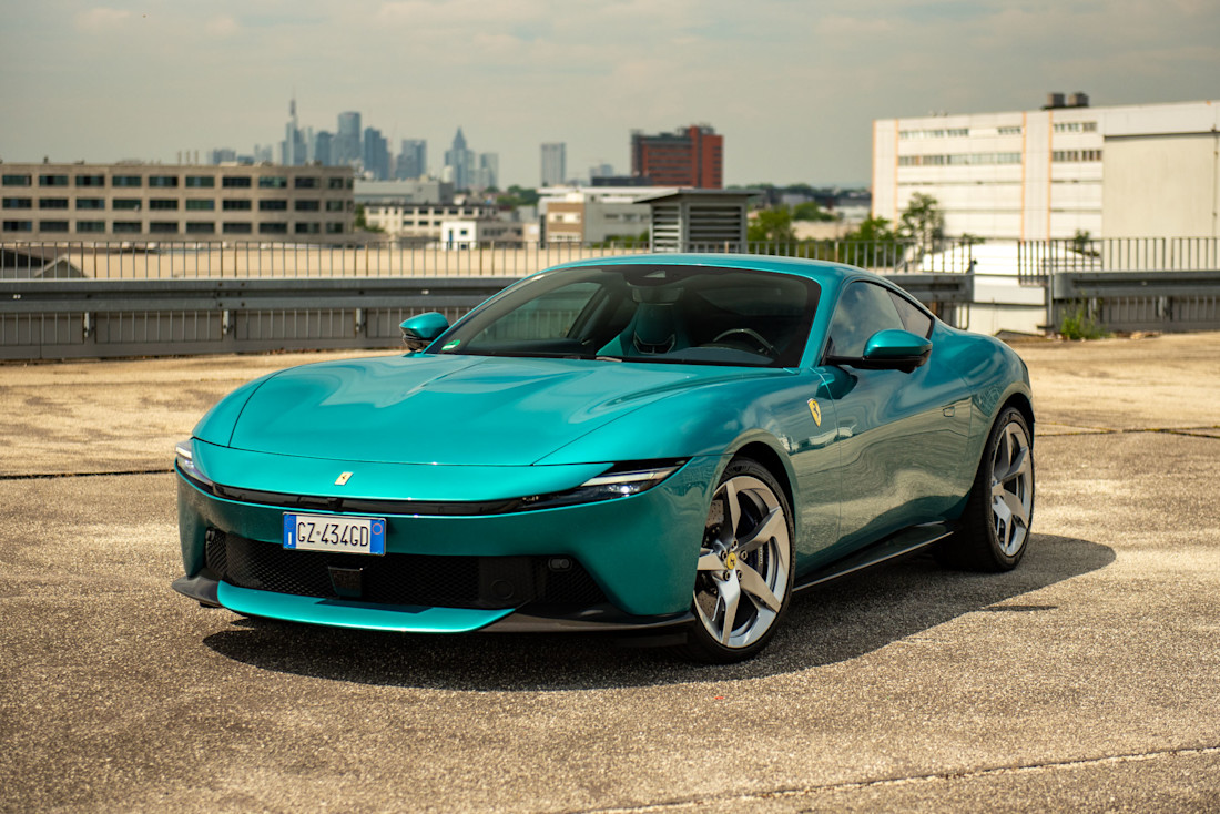 Ferrari Amalfi voorkant