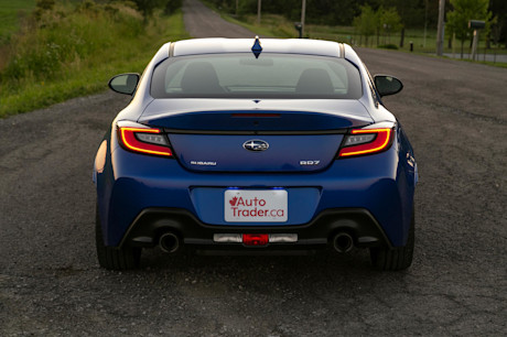 Editorial 2022 subaru brz sport tech 10 jw