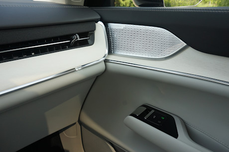 2025 Volvo EX90 Review + Video Body Image