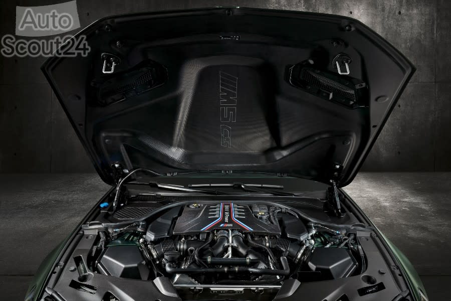 P90411375_highRes_the-new-bmw-m5-cs-st (2).jpg