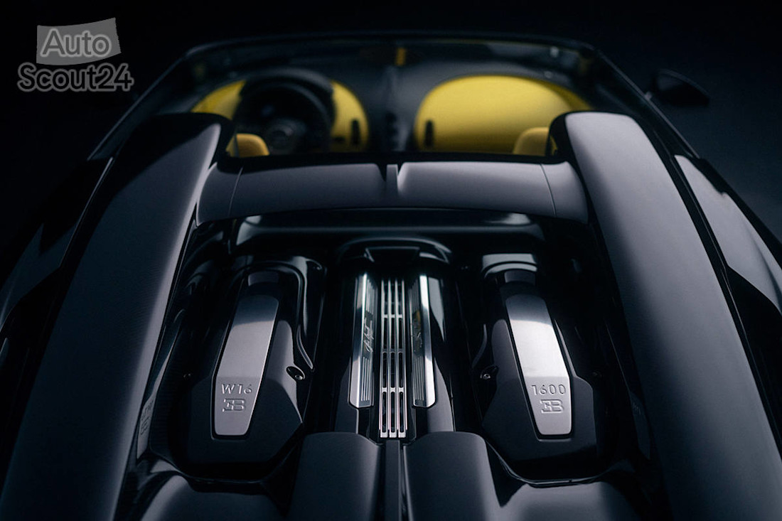 Bugatti W16 Mistral 2022 (5).jpg