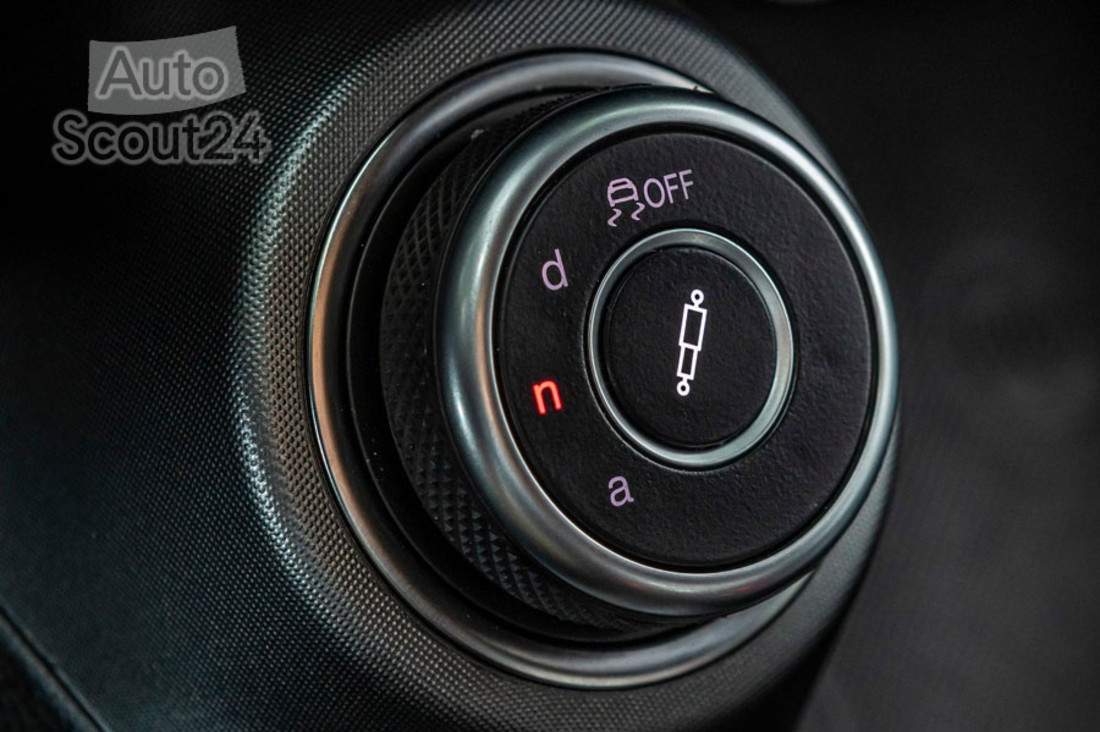 Alfa Romeo Tonale mhev 160 (12).jpg