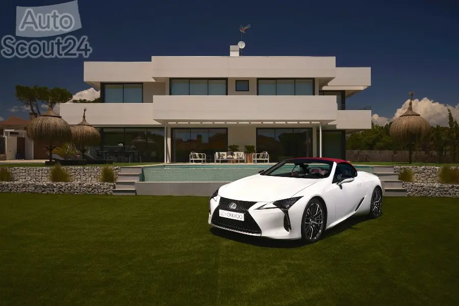 Lexus LC500 Hokkaido