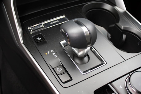 Jeep Grand Cherokee 4xe vs Mazda CX-90 PHEV 2024 : match comparatif Image