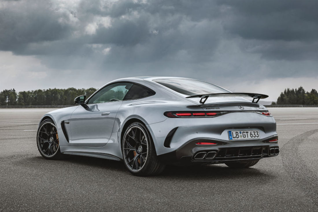 mercedes-amg-gt-2024 (17).jpg