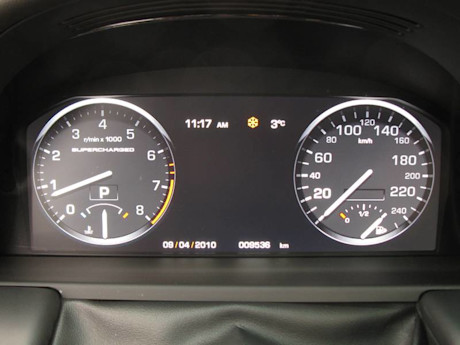 Editorial 2010 land rover range rover autobiography jm 08