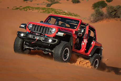Editorial 2024 jeep wrangler rubicon 4xe w lift kit 230803 01 jeep