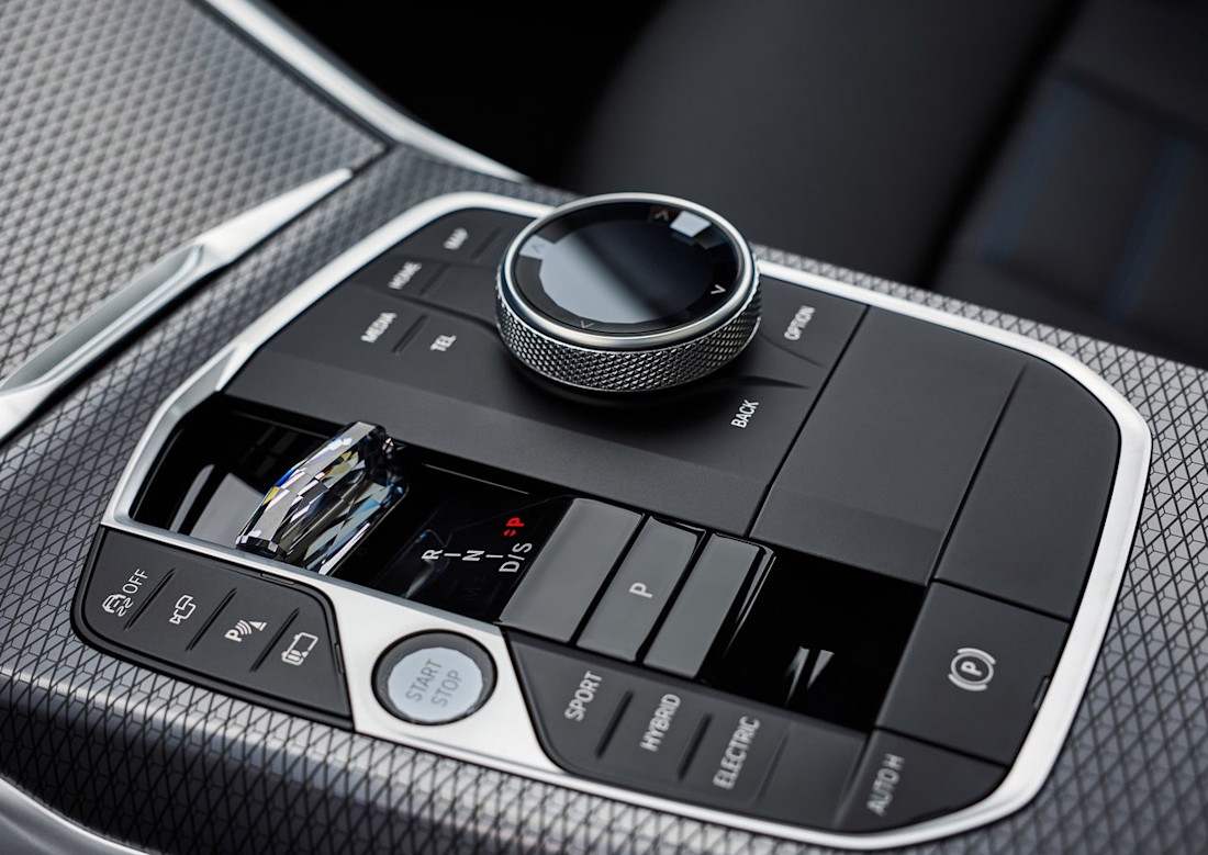 BMW-3-Series Touring-2025