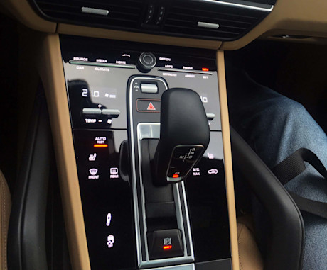 Editorial 2019 porsche cayenne e hybrid 27 lw