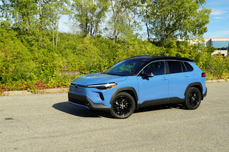 Editorial toyota corolla cross hybride 2026 6