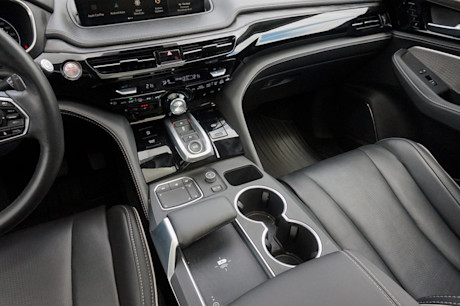 Editorial 2023 acura mdx platinum elite 231003 18 jl