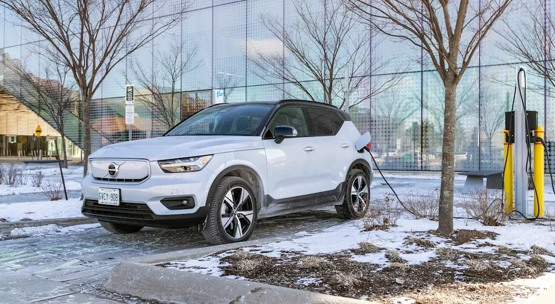 Editorial 2021 volvo xc40 recharge p8 awd 04 jw