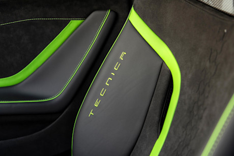 Editorial 2023 lamborghini huracan tecnica 30 sha