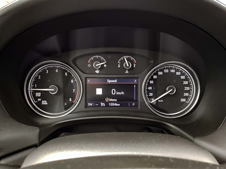 Editorial 2020 buick enclave essence 18 sw