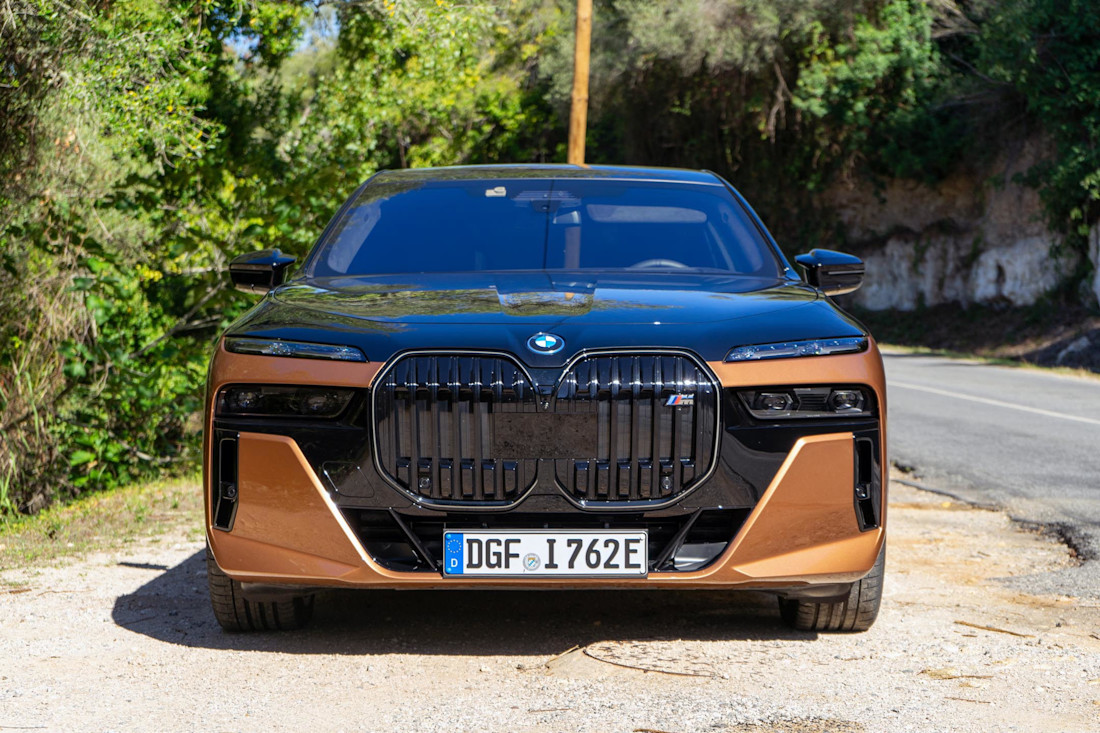 Editorial 2024 bmw i7 m70 fd 231001 01 kd