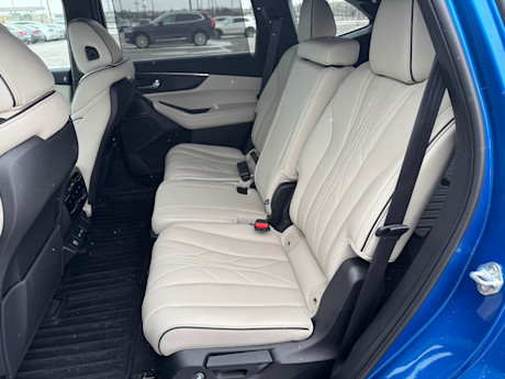 2026 Acura MDX Review Body Image