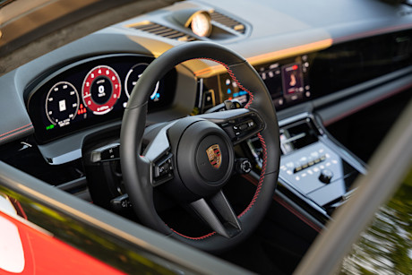 2025 Porsche Panamera GTS Review Image