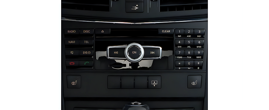 Mercedes-Benz E-Class 2011 10