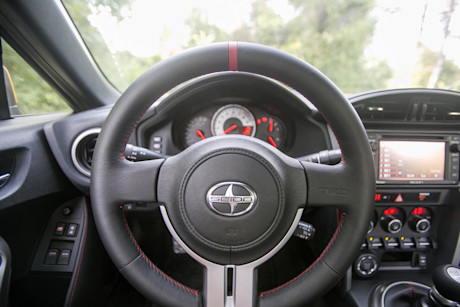Editorial 2015 scion fr s rs 10 12 rf