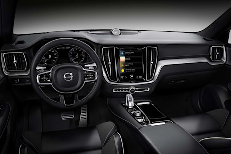 Volvo XC60 T8 Polestar Engineered 2020 : essai routier Body Image