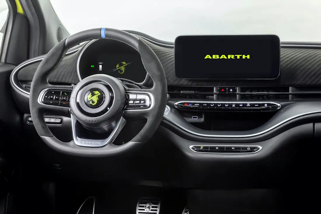 elektrische-abarth-500e-2022-2 elektrische-abarth-500e-2022-2