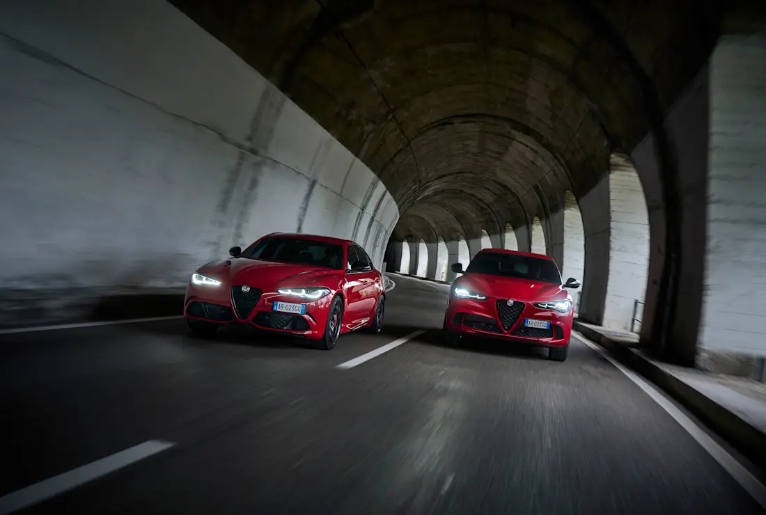 Alfa-Romeo-Giulia-Quadrifoglio-2023-Dynamic Alfa-Romeo-Giulia-Quadrifoglio-2023-Dynamic