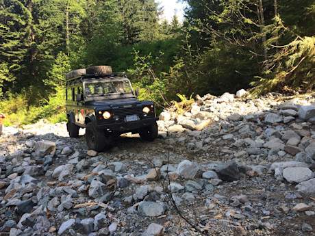 Editorial 2000 land rover defender 110 scott pelly 11